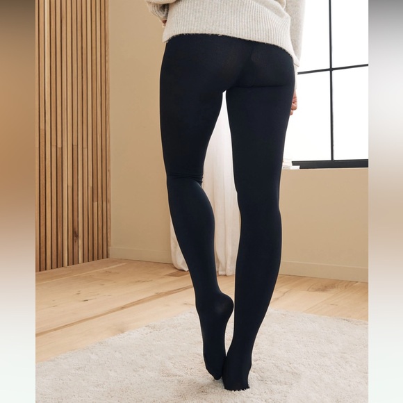 NWT Laura Ashley Plush Fleece-Lined Full-Toed Opaque Tights in Black. Size M/L. - Picture 1 of 10